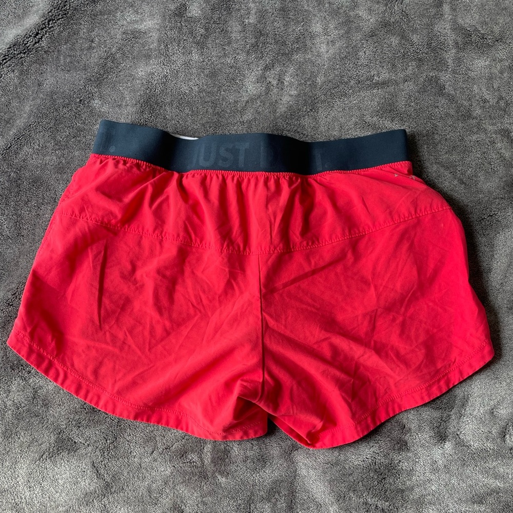 Nike running shorts, pink! - Picture 2 of 4